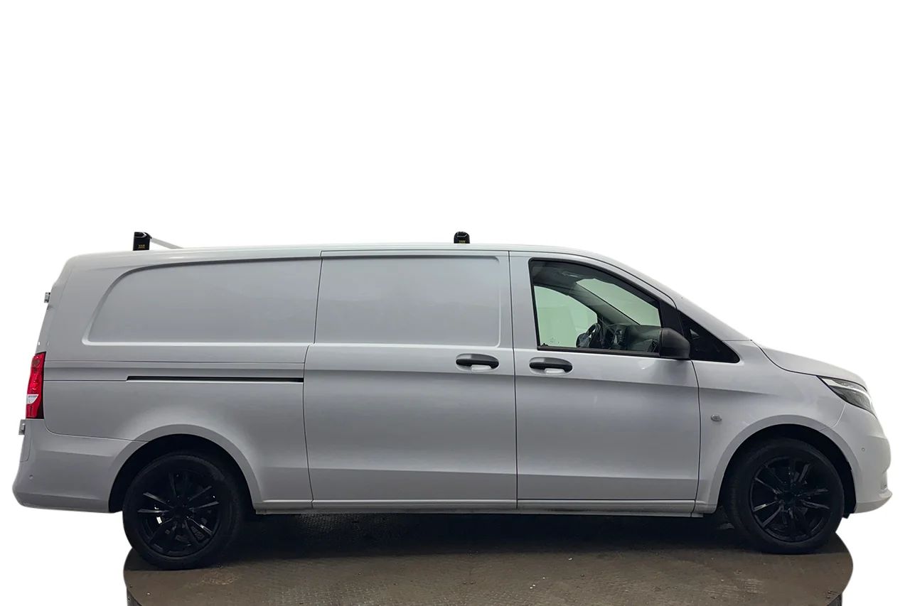 Mercedes-Benz Vito 119 CDI 2.8t L3 Extra Lång Drag Inredd Navigation Kamera Värmare Läder 3sits – bild 4 av 28