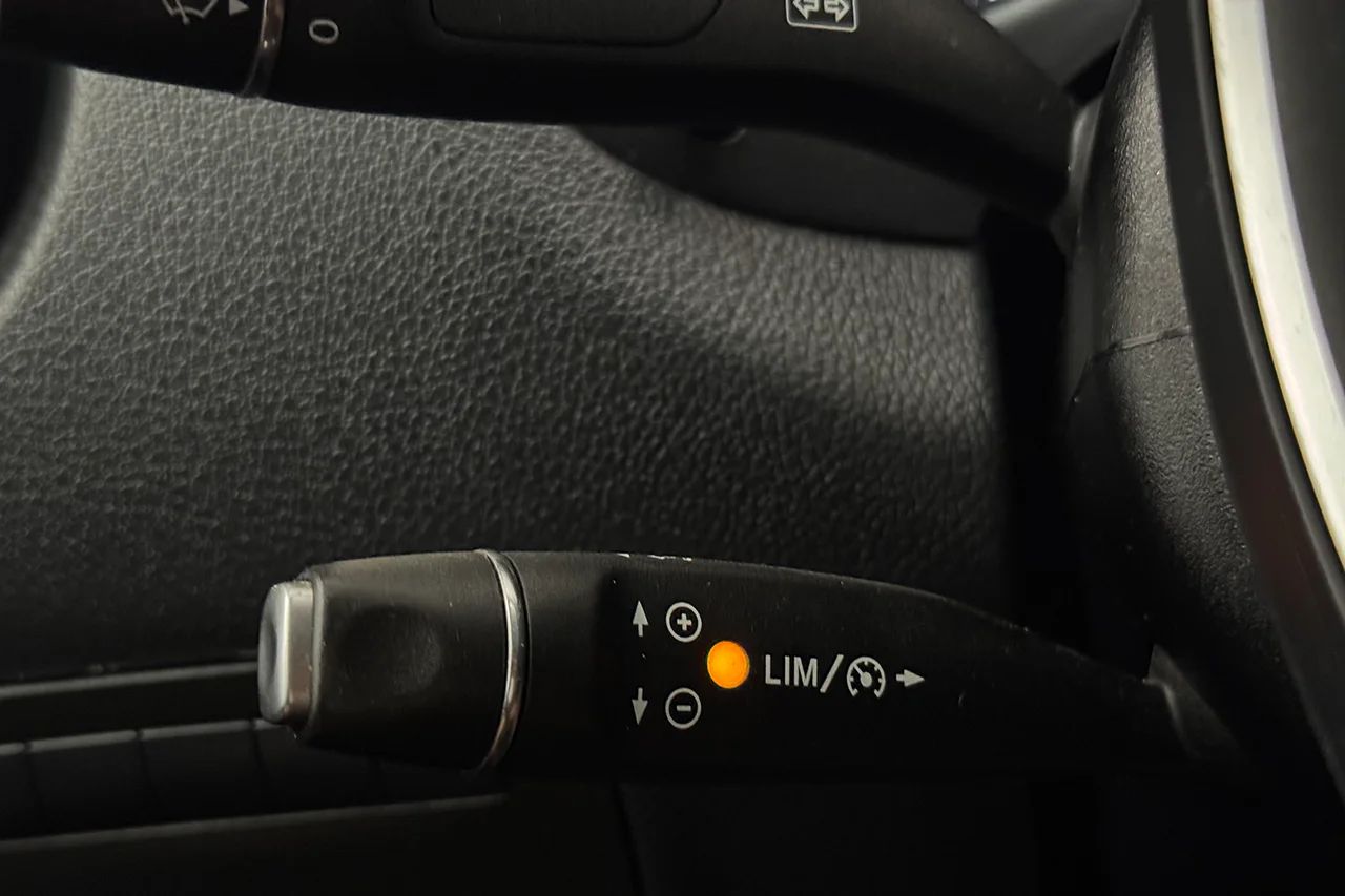 Mercedes-Benz Vito 119 CDI 2.8t L3 Extra Lång Drag Inredd Navigation Kamera Värmare Läder 3sits – bild 19 av 28