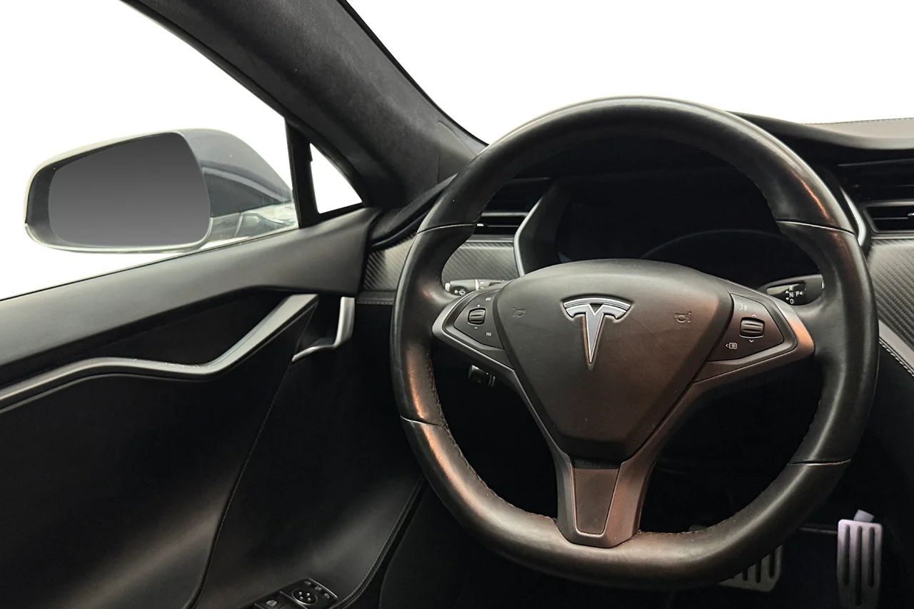 Tesla Model S Performance Pano CCS Uppgr AdaptivLF SE SPEC 0-100 2.7s 761hk – bild 17 av 31