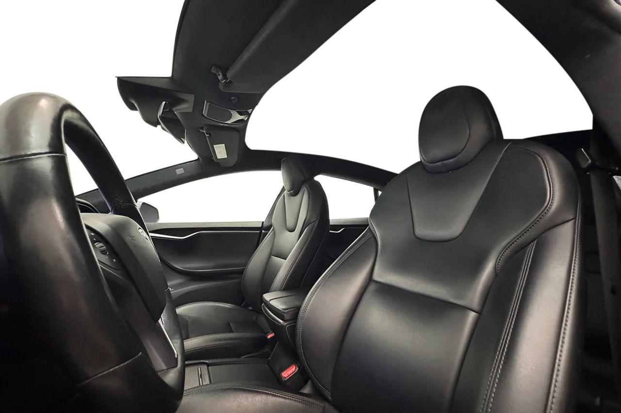 Tesla Model S Performance Pano CCS Uppgr AdaptivLF SE SPEC 0-100 2.7s 761hk – bild 12 av 31