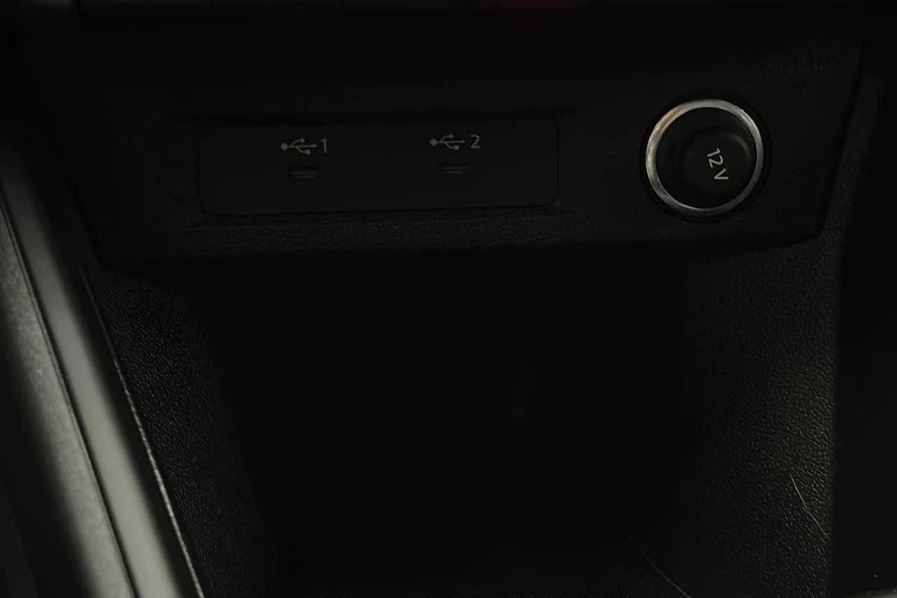 Audi A1 Sportback 30 TFSI Aut Proline Cockpit P-Sens MOMS 116hk – bild 22 av 27