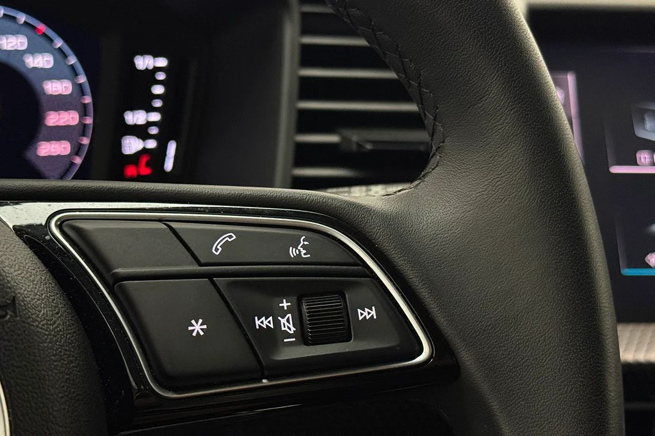Audi A1 Sportback 30 TFSI Aut Proline Cockpit P-Sens MOMS 116hk – bild 17 av 27