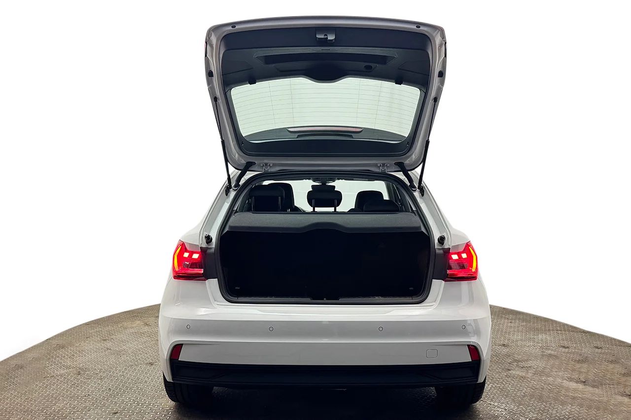 Audi A1 Sportback 30 TFSI Aut Proline Cockpit P-Sens MOMS 116hk – bild 7 av 27