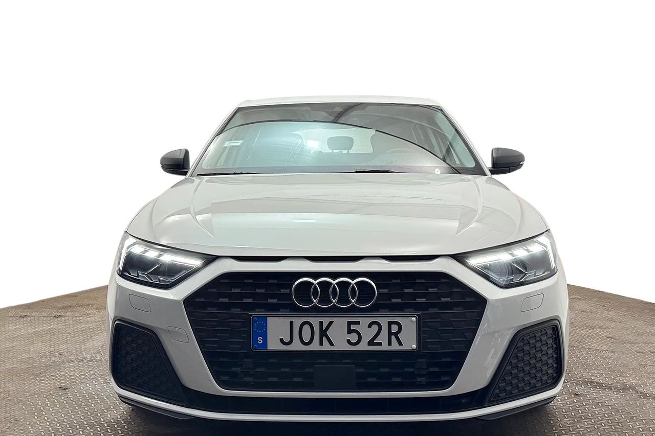 Audi A1 Sportback 30 TFSI Aut Proline Cockpit P-Sens MOMS 116hk – bild 2 av 27