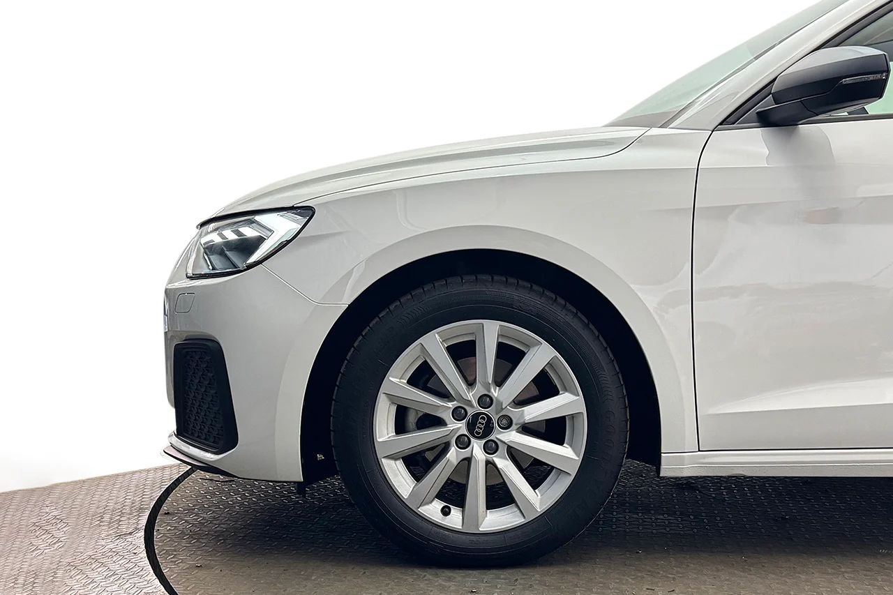 Audi A1 Sportback 30 TFSI Aut Proline Cockpit P-Sens MOMS 116hk – bild 10 av 27