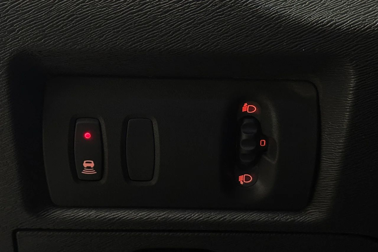 Renault Kangoo ZE Maxi 33 kWh Köpt batteri Inredd Kamera MOMS – bild 27 av 27