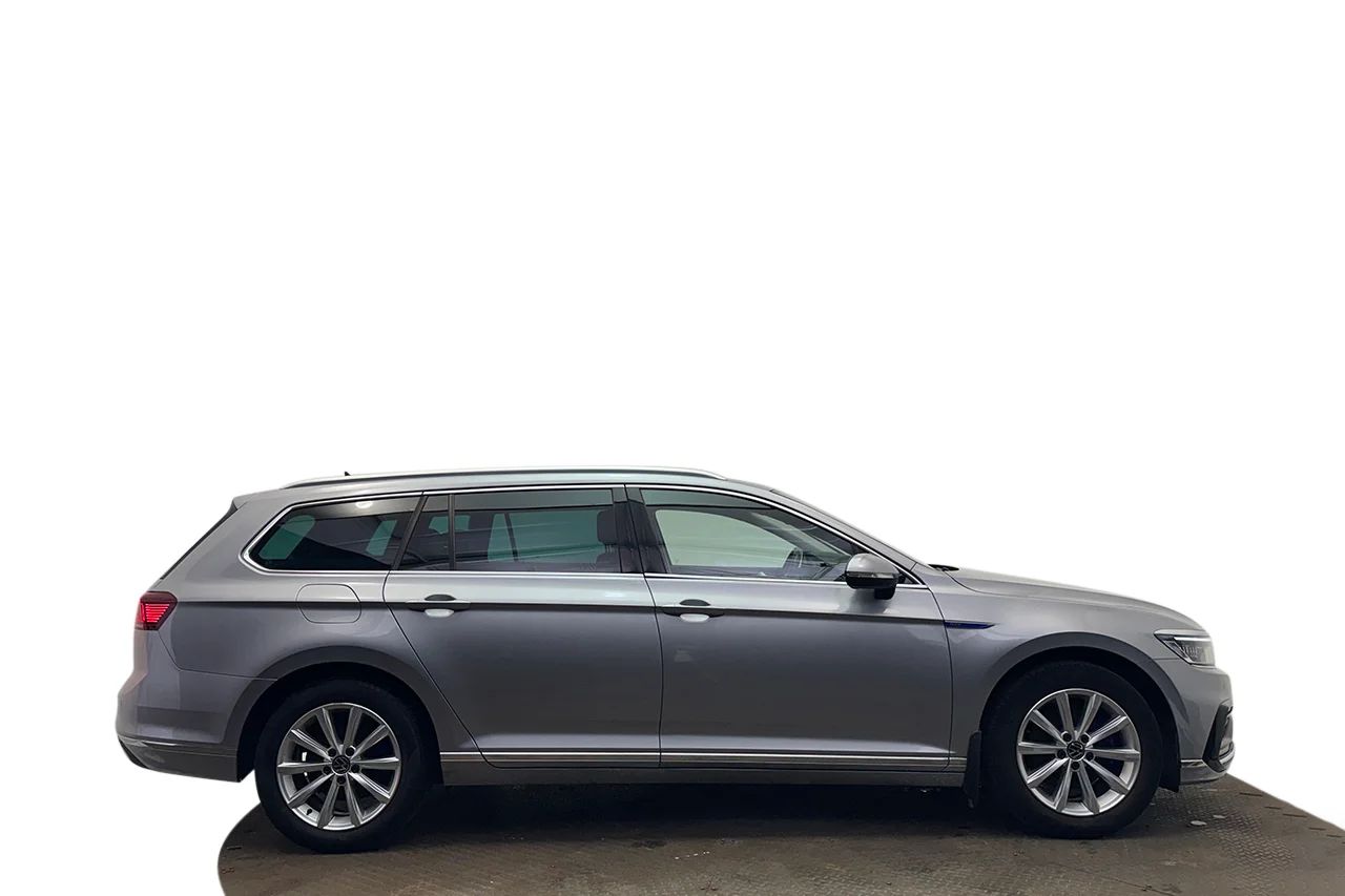 Volkswagen Passat SC GTE 1.4 TSI Executive Business Drag Navi Kamera Läder 218hk – bild 4 av 37