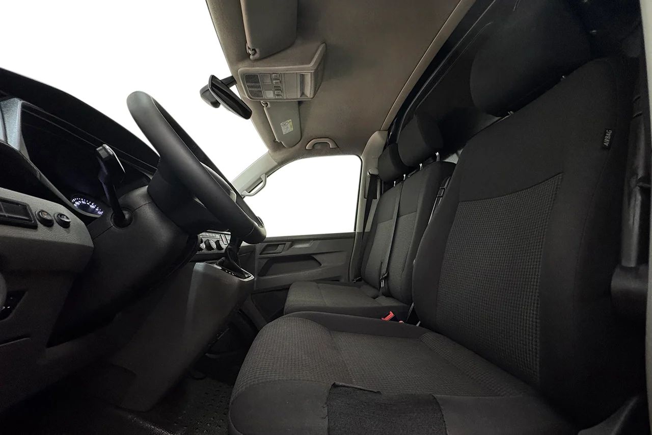 Volkswagen e-Transporter LWB 37.3 kWh Drag 3-sits CCS Kamera MOMS – bild 10 av 25