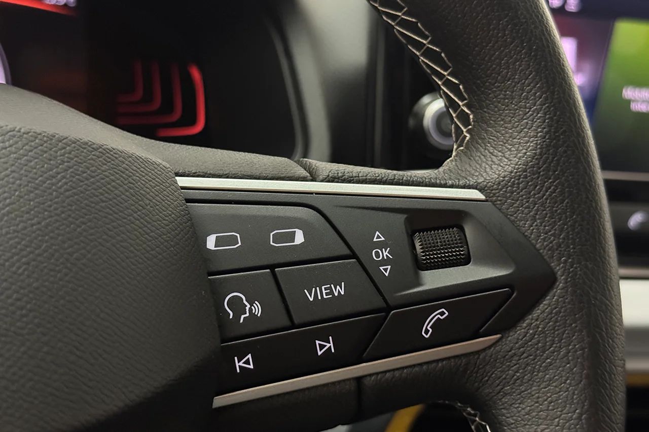 Seat Ibiza 1.0 TGI Vision Plus CNG Kamera P-Sens Cockpit LÅGMIL – bild 18 av 26