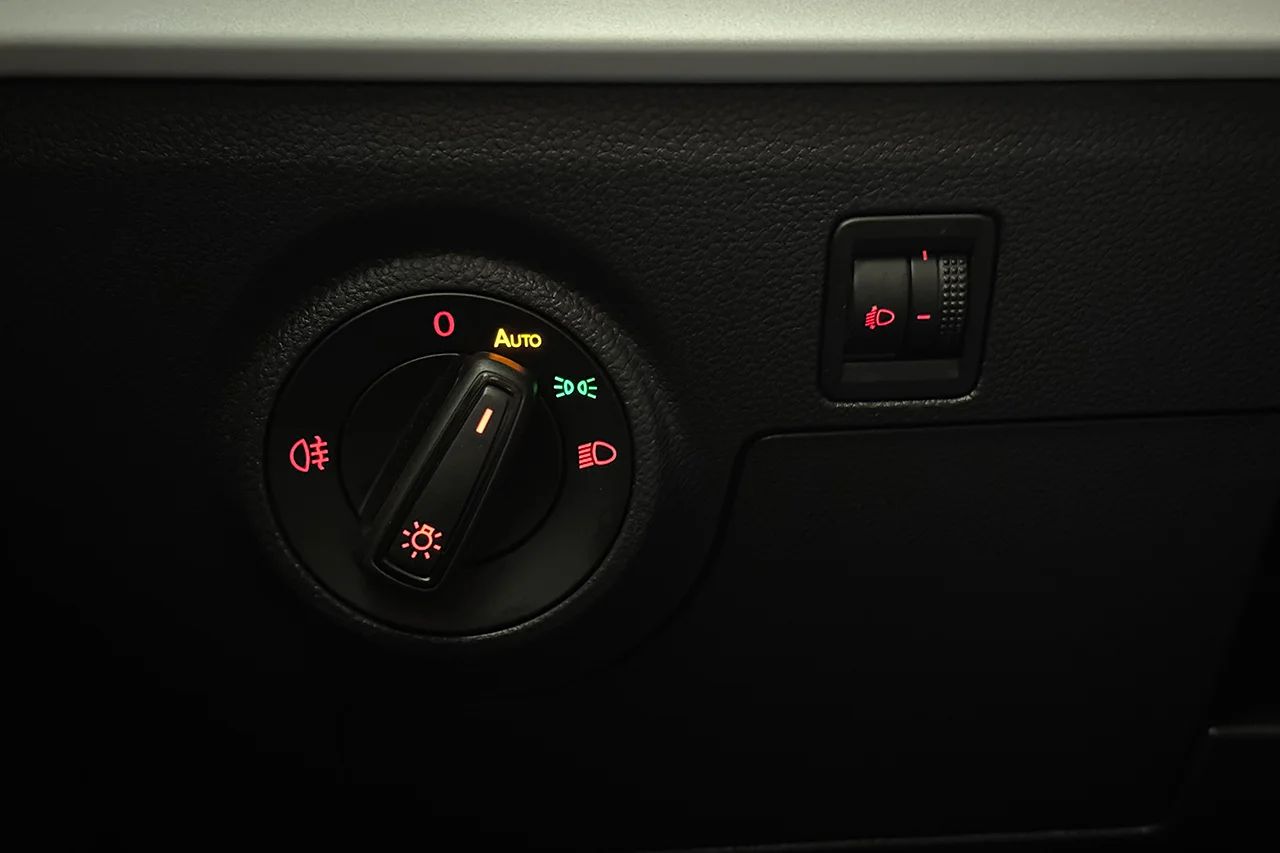 Seat Ibiza 1.0 TGI Vision Plus CNG Kamera P-Sens Cockpit LÅGMIL – bild 25 av 26