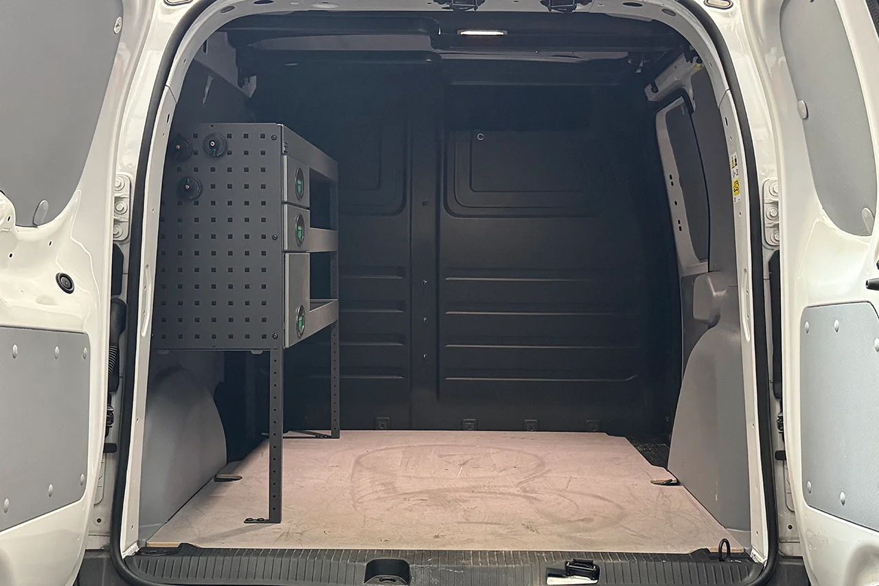 Renault Kangoo E-Tech 45 Nordic Drag Navi Kamera LÅGMIL MOMS 122hk – bild 12 av 29