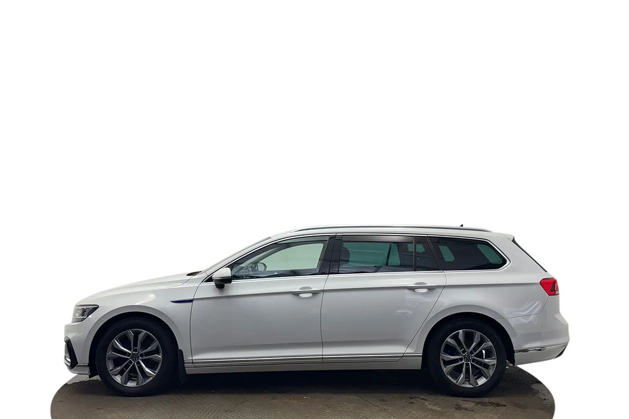 Volkswagen Passat SC GTE 1.4 TSI Läder/Alcantara Navi Kamera Cockpit Värmare – bild 10 av 37