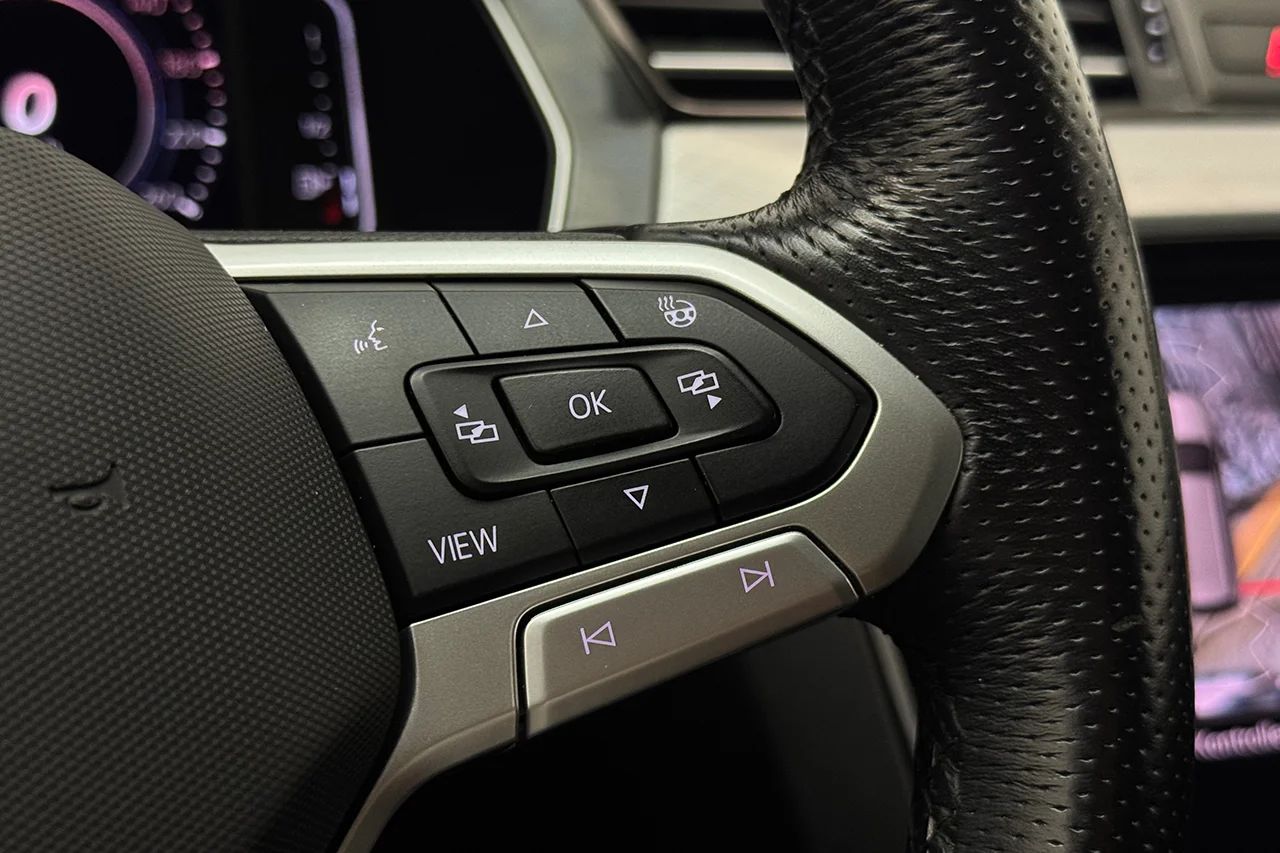 Volkswagen Passat SC GTE 1.4 TSI Läder/Alcantara Navi Kamera Cockpit Värmare – bild 21 av 37
