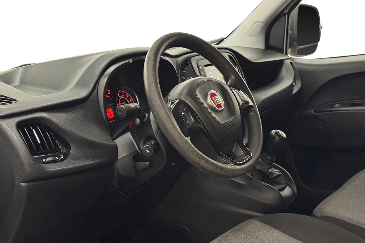 Fiat Doblo Maxi 1.3 16V MultiJet 3-sits Drag Takräcke 95hk – bild 13 av 22
