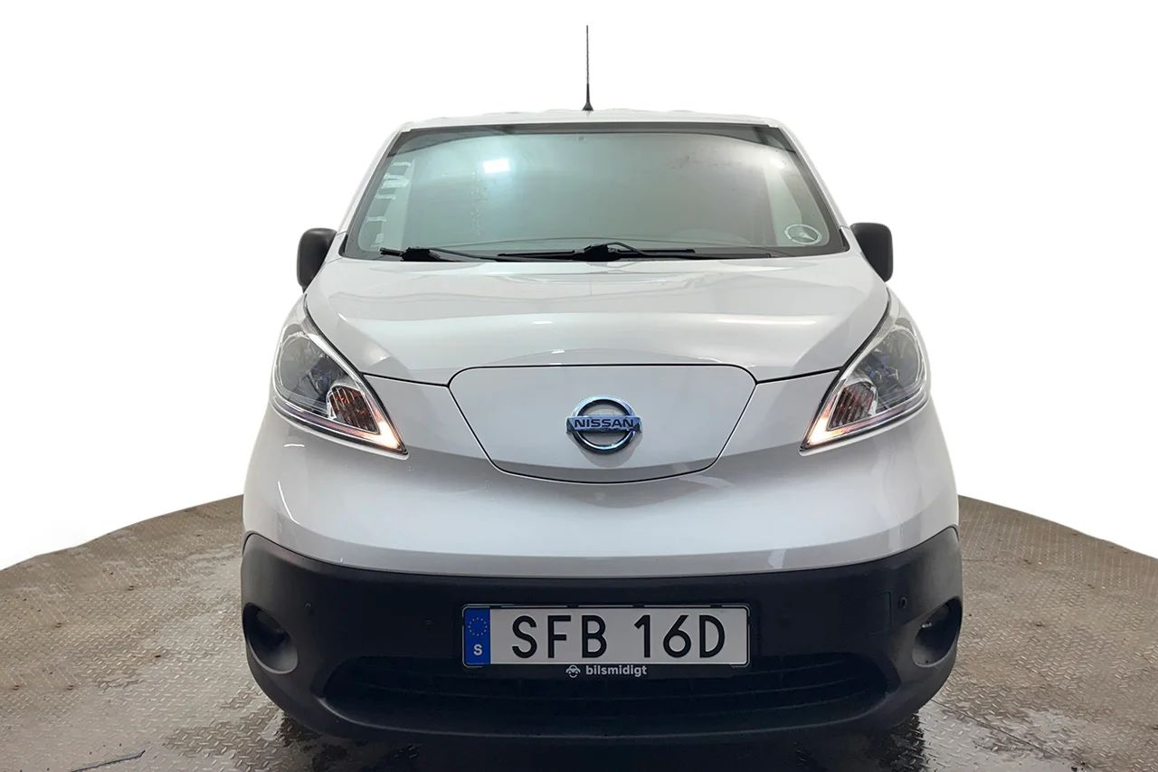 Nissan e-NV200 Skåp 40 kWh Inredd 2xSidodörr Kamera Rattvärme MOMS – bild 2 av 28