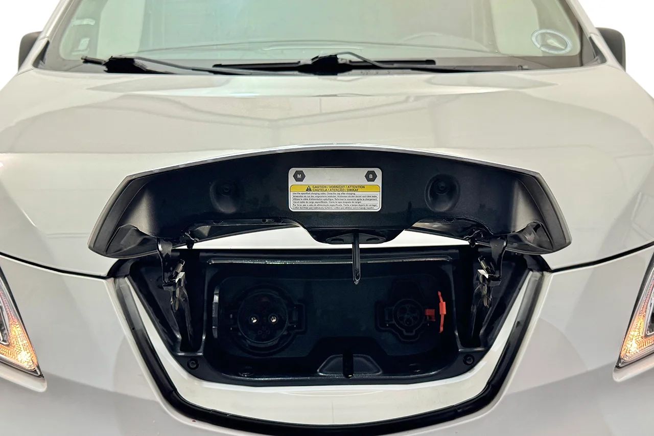 Nissan e-NV200 Skåp 40 kWh Inredd 2xSidodörr Kamera Rattvärme MOMS – bild 3 av 28