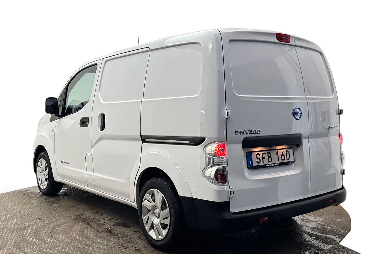 Nissan e-NV200 Skåp 40 kWh Inredd 2xSidodörr Kamera Rattvärme MOMS – bild 9 av 28