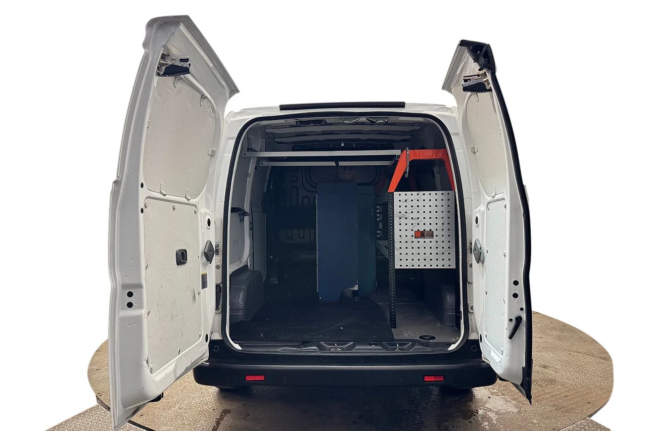 Nissan e-NV200 Skåp 40 kWh Inredd 2xSidodörr Kamera Rattvärme MOMS – bild 8 av 28