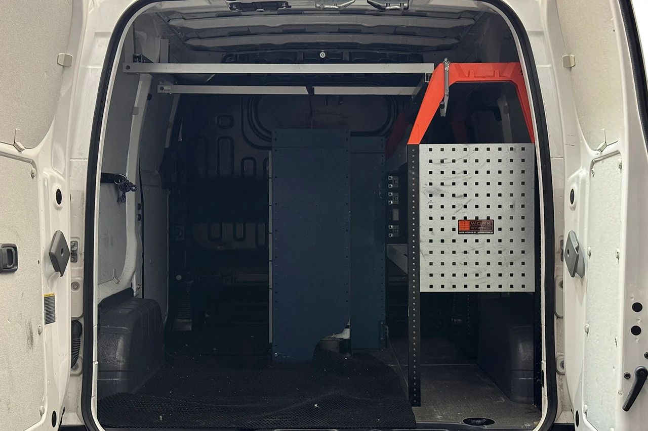 Nissan e-NV200 Skåp 40 kWh Inredd 2xSidodörr Kamera Rattvärme MOMS – bild 13 av 28