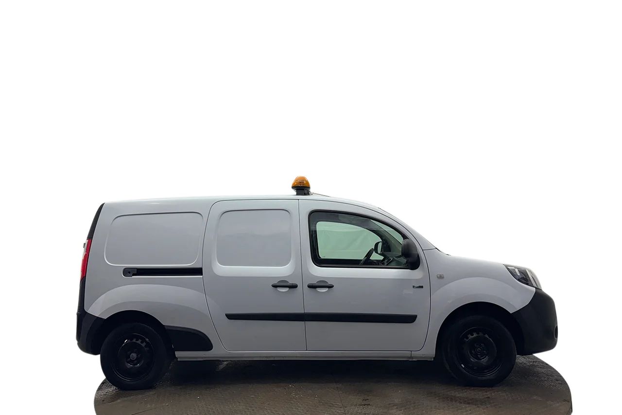 Renault Kangoo ZE Maxi 33 kWh Köpt batteri Inredd Värmare P-Sens MOMS – bild 4 av 22