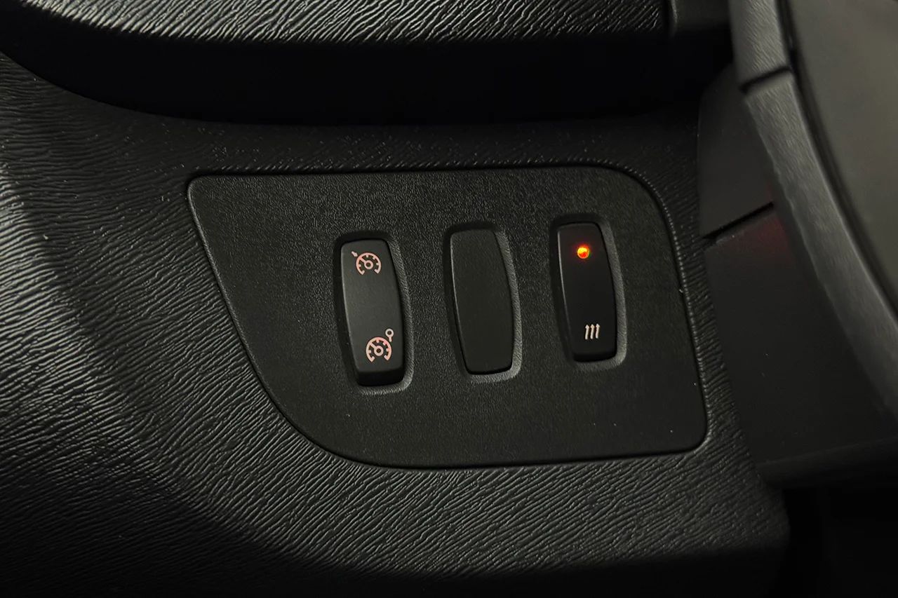 Renault Kangoo ZE Maxi 33 kWh Köpt batteri Inredd Värmare P-Sens MOMS – bild 21 av 22