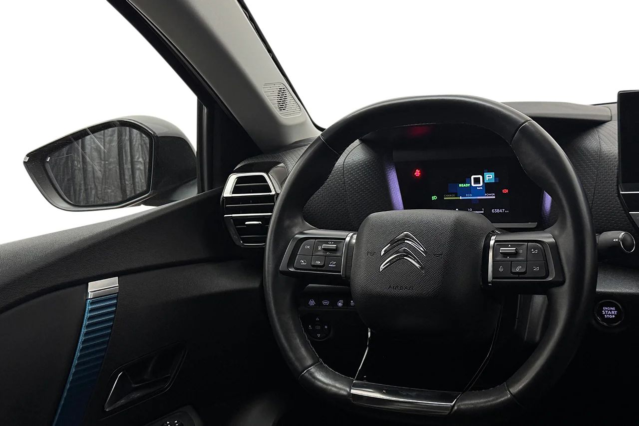 Citroën ë-C4 50 kWh HUD Navi Kamera Delläder CCS 136hk – bild 13 av 29