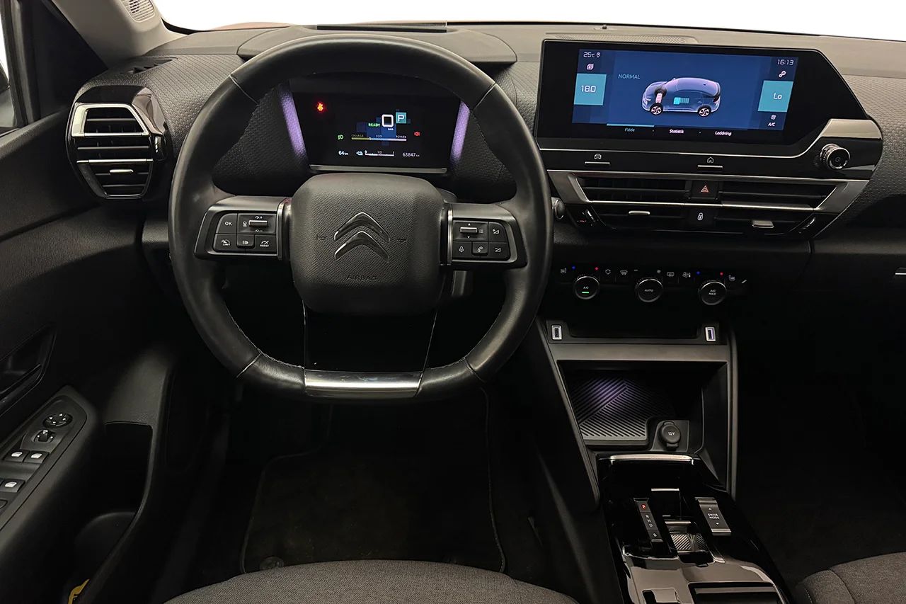 Citroën ë-C4 50 kWh HUD Navi Kamera Delläder CCS 136hk – bild 14 av 29