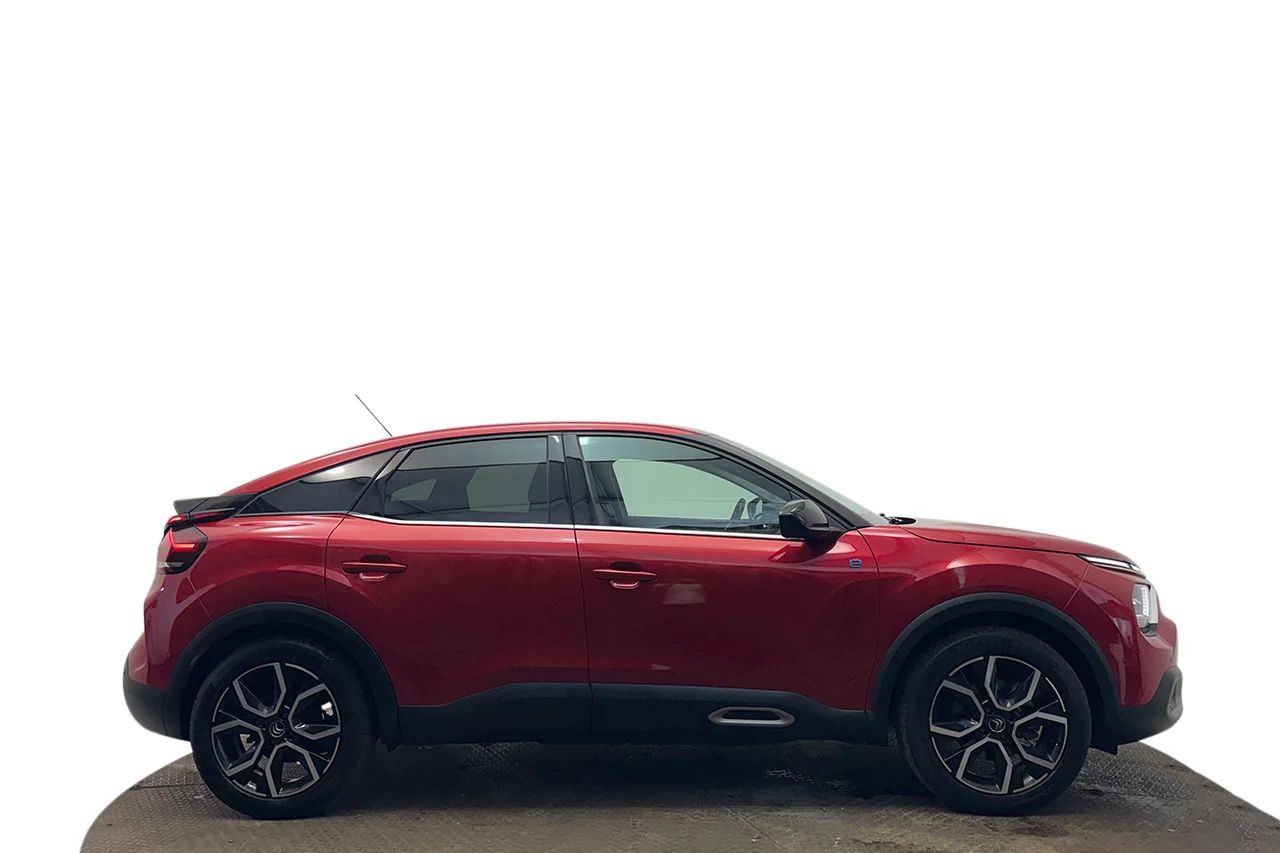Citroën ë-C4 50 kWh HUD Navi Kamera Delläder CCS 136hk – bild 3 av 29
