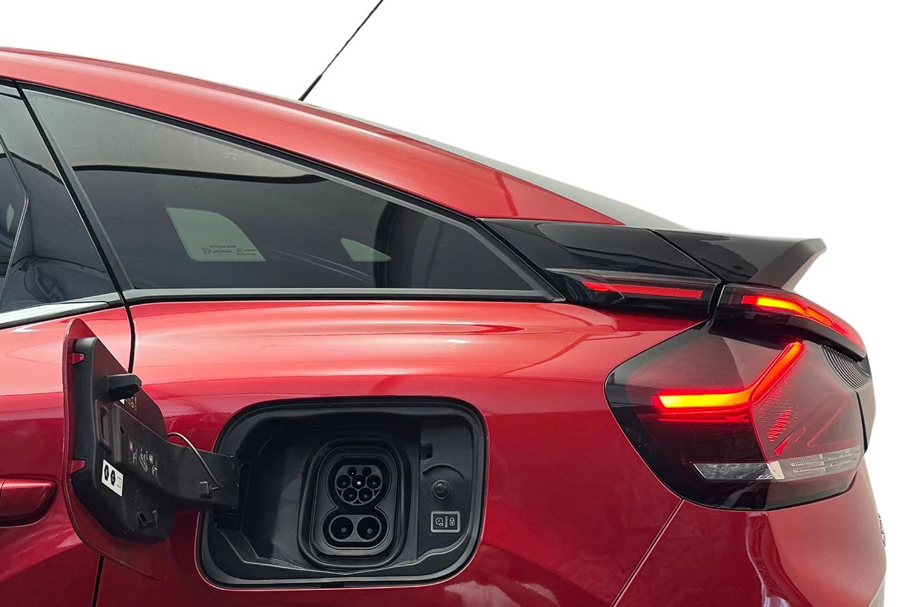 Citroën ë-C4 50 kWh HUD Navi Kamera Delläder CCS 136hk – bild 29 av 29