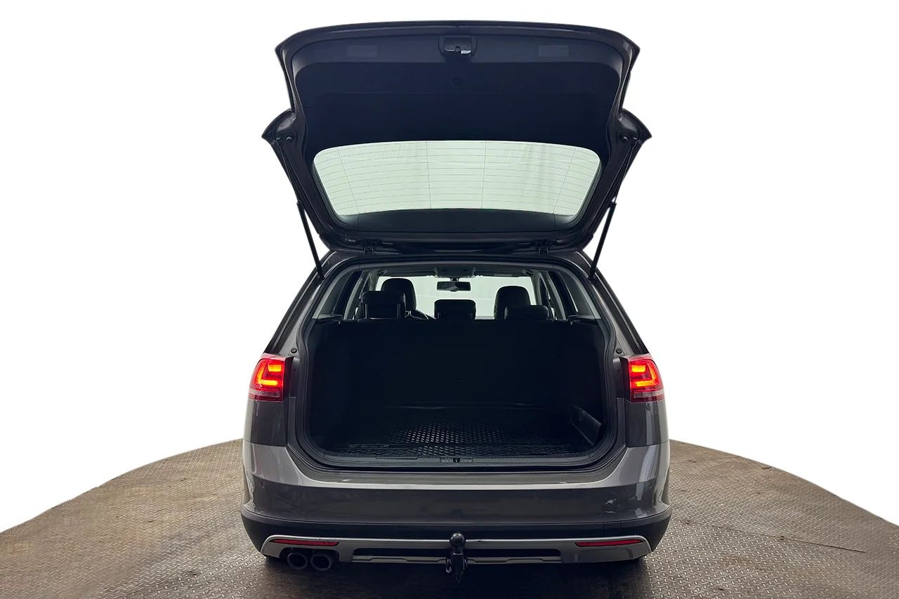 Volkswagen Golf Alltrack 2.0 TDI 4M Premium Drag Delskinn Massage Kamera Värmare – bild 7 av 32