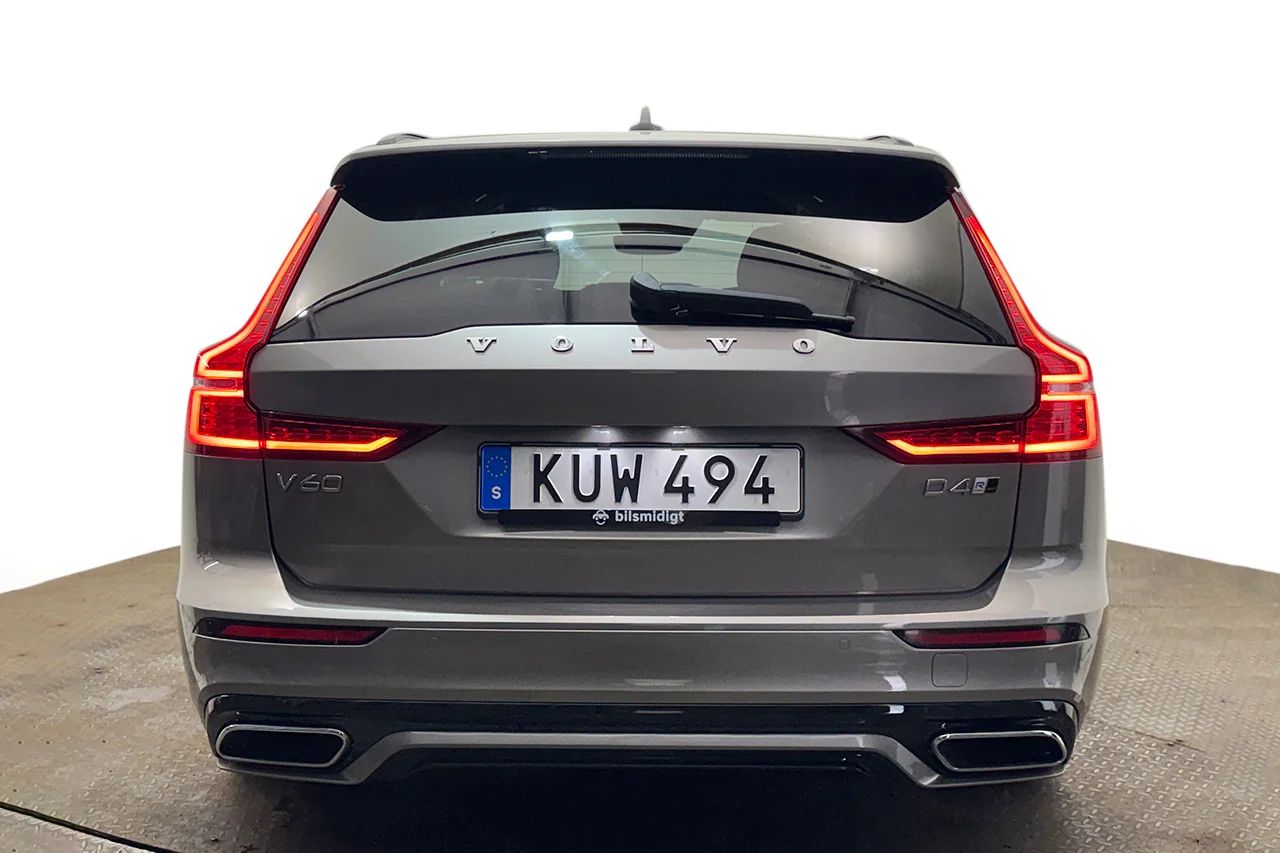 Volvo V60 D4 AWD Aut R-Design Pano Navi Värmare Delläder MOMS – bild 6 av 34