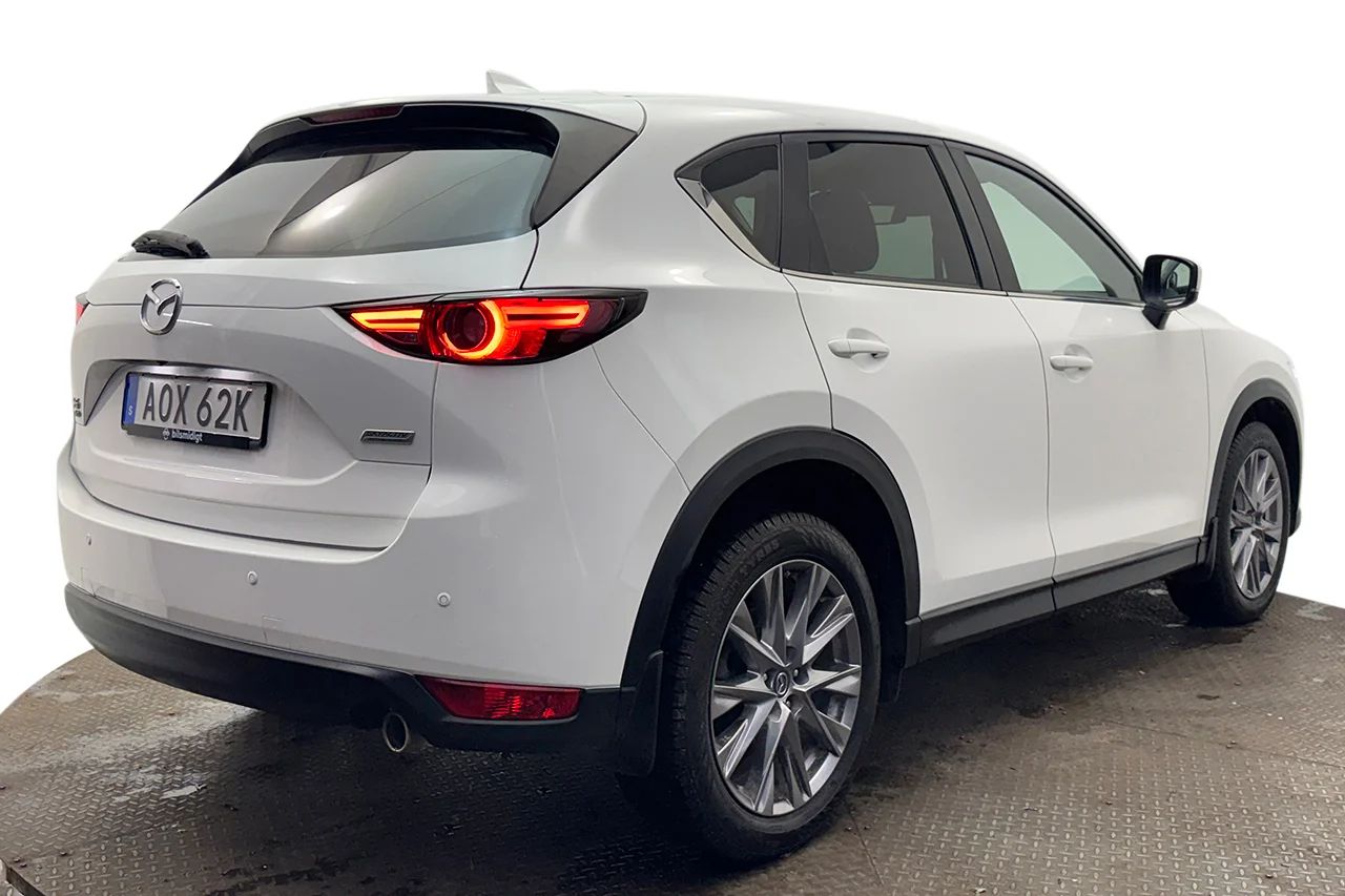 Mazda CX-5 2.2 SKYACTIV-D AWD HUD Navi 360° P-Sens Kupévärmare – bild 5 av 33