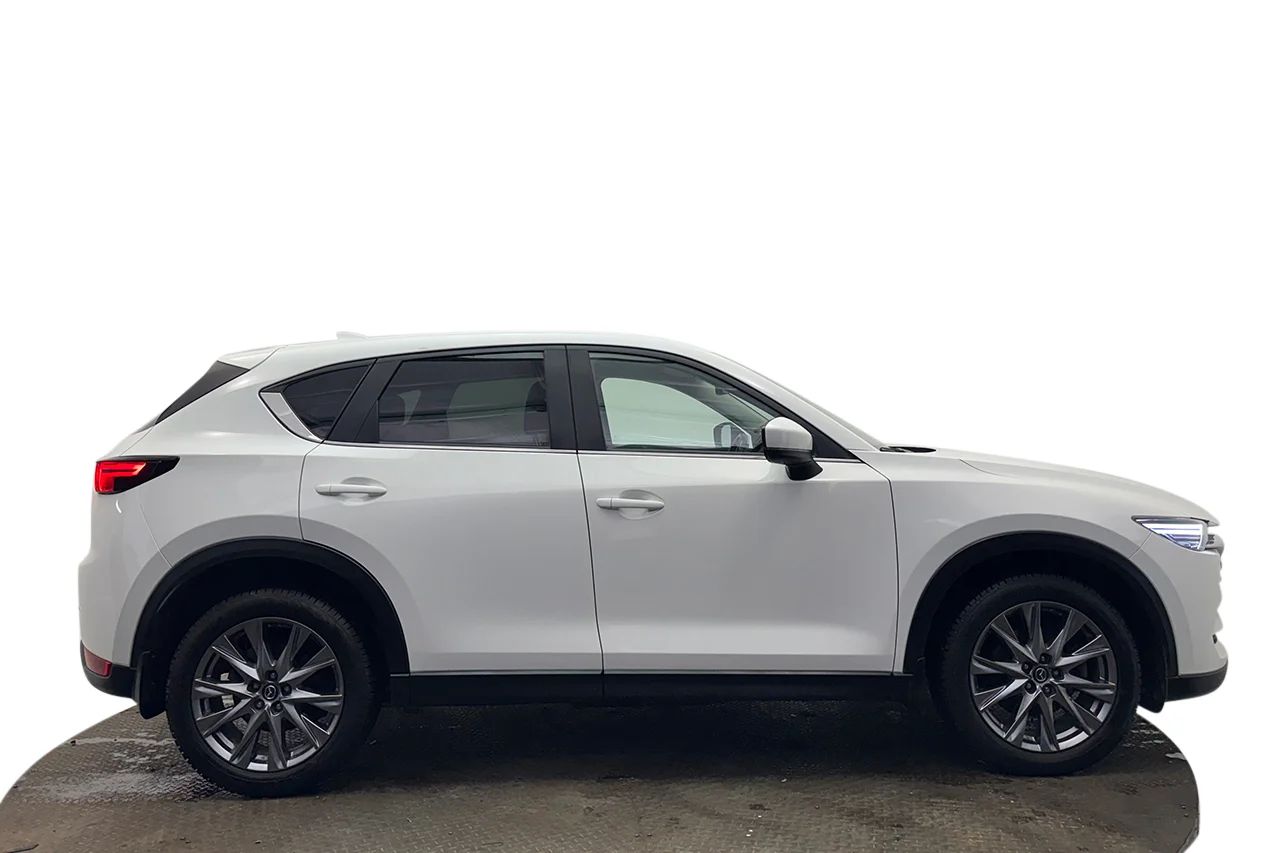 Mazda CX-5 2.2 SKYACTIV-D AWD HUD Navi 360° P-Sens Kupévärmare – bild 4 av 33