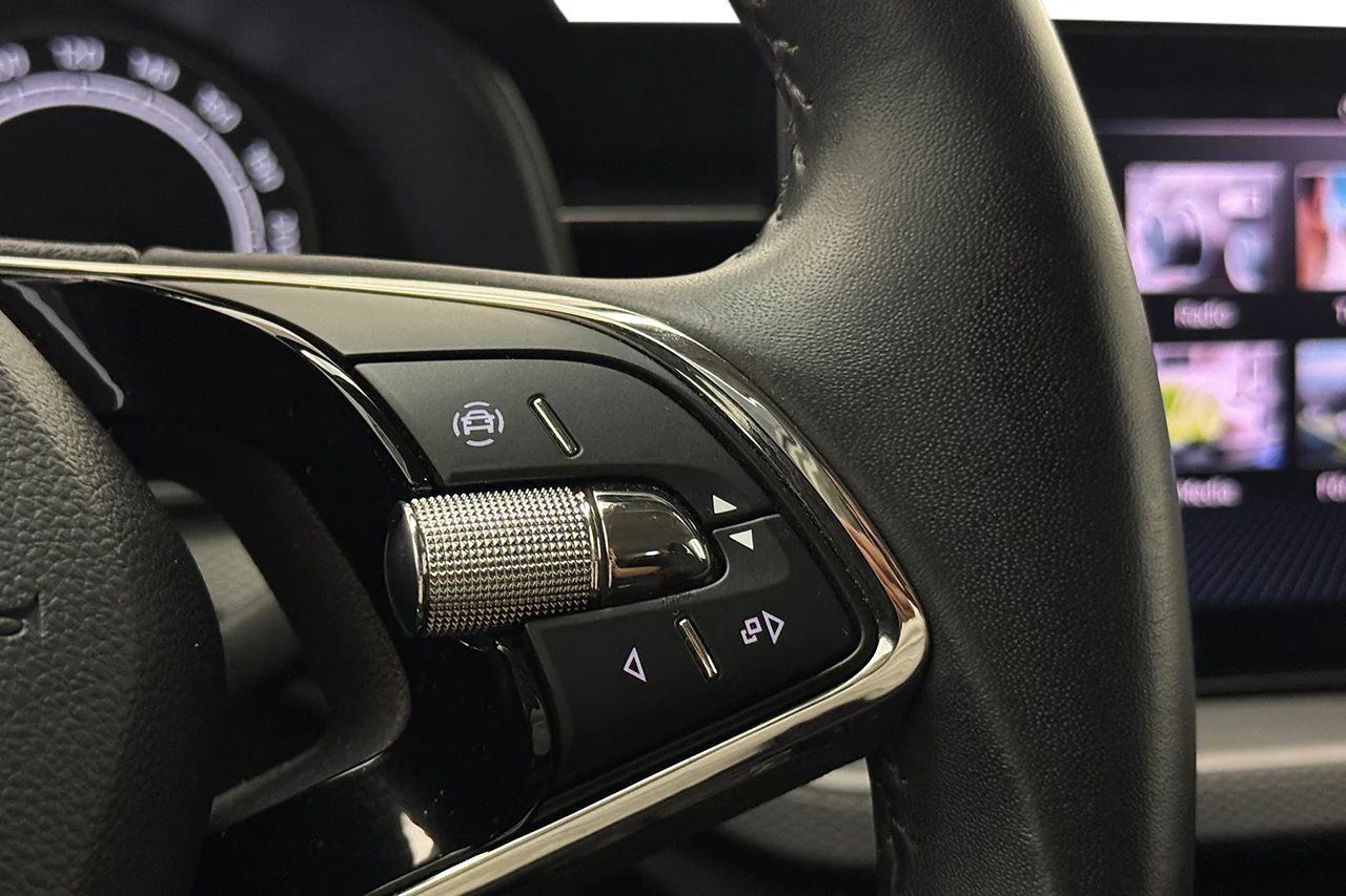 Skoda Kamiq 1.0 TGI G-Tec CNG Front Assist P-Sens LED LÅGMIL – bild 18 av 28