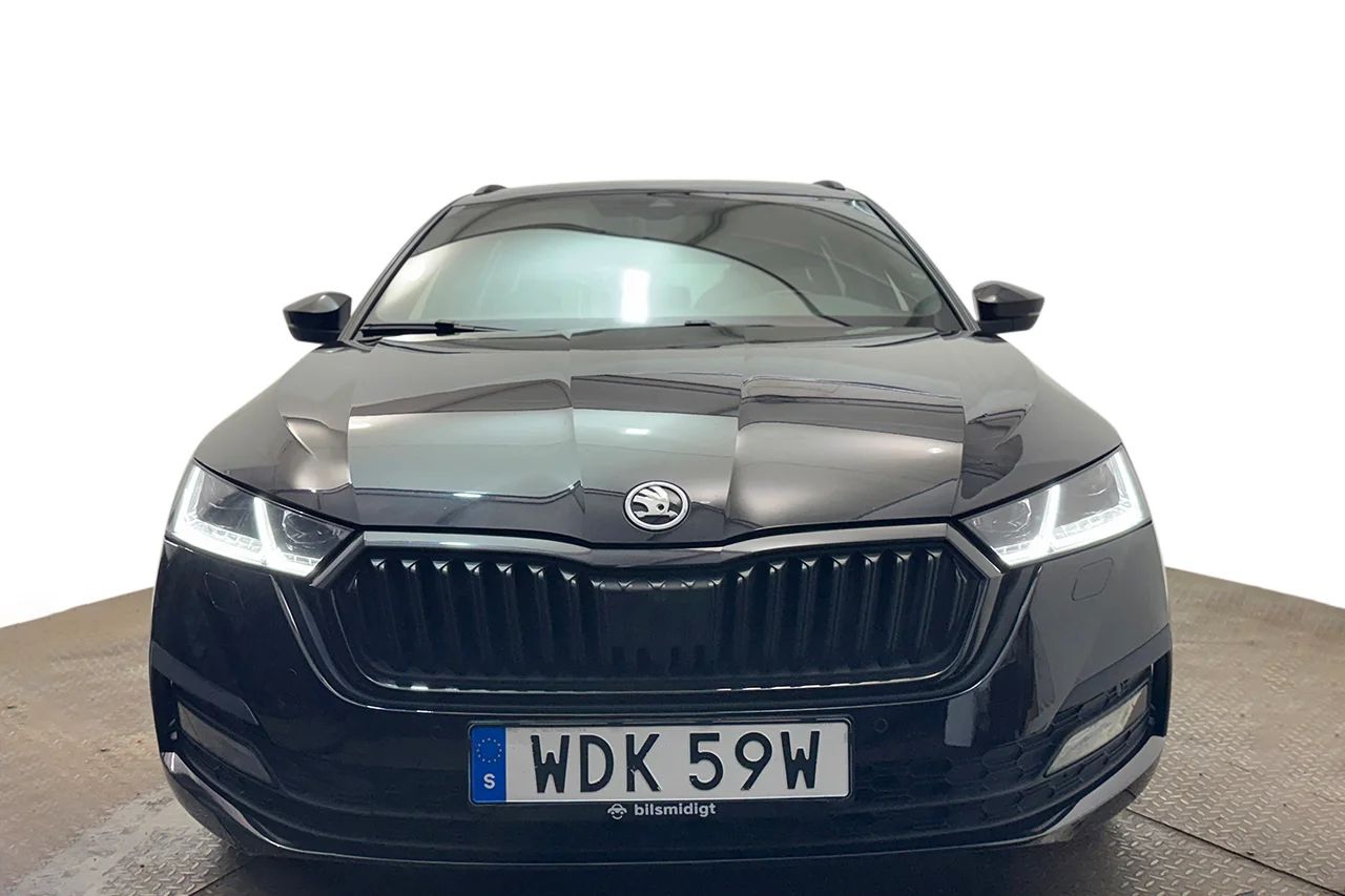 Skoda Octavia Kombi 2.0 TDI 4x4 Style Drag Kamera Cockpit Stolminne 200hk – bild 2 av 37