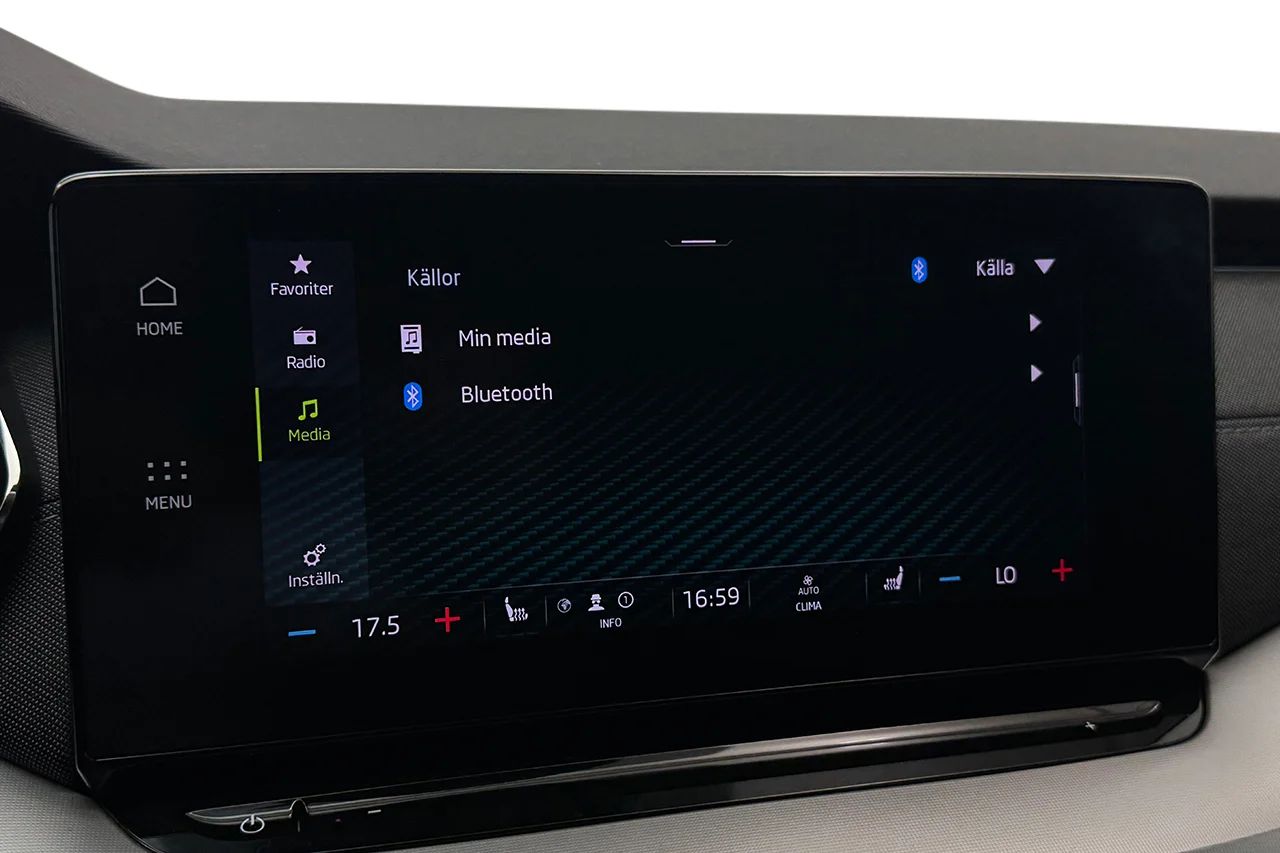 Skoda Octavia Kombi 2.0 TDI 4x4 Style Drag Kamera Cockpit Stolminne 200hk – bild 27 av 37