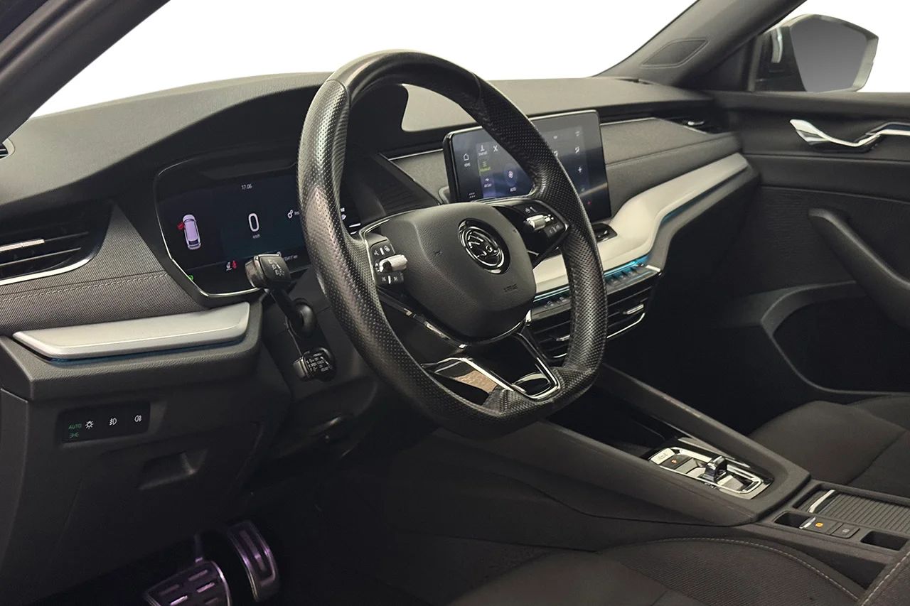 Skoda Octavia Kombi 2.0 TDI 4x4 Style Drag Kamera Cockpit Stolminne 200hk – bild 12 av 37