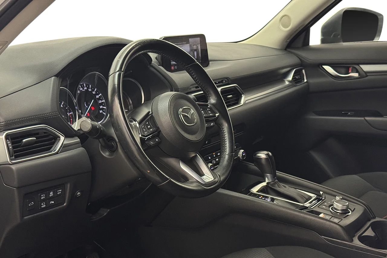 Mazda CX-5 2.2 SKYACTIV-D AWD HUD Navi 360° P-Sens Kupévärmare – bild 13 av 33