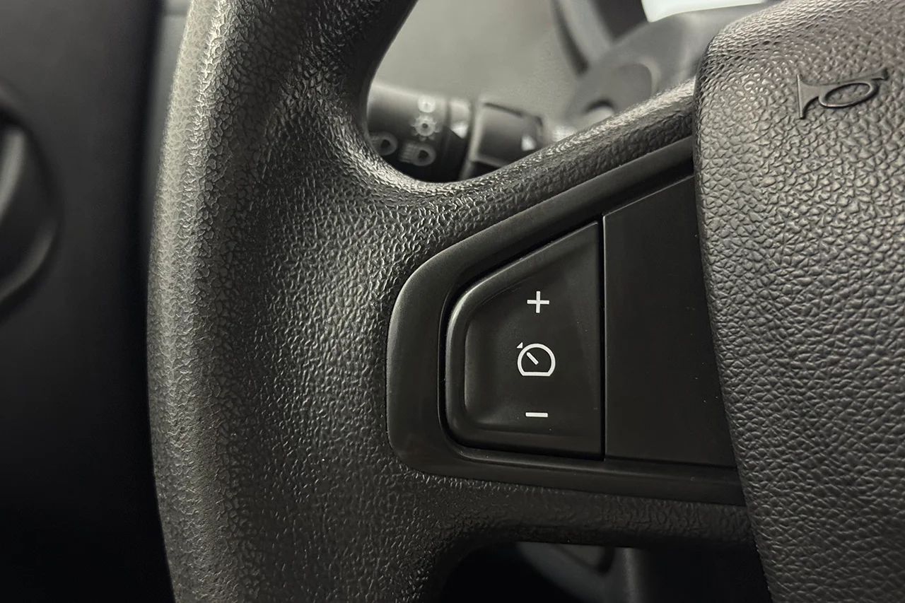 Renault Kangoo ZE Maxi 33 kWh Köpt batteri Inredd Kamera P-Sens Värmare – bild 21 av 29