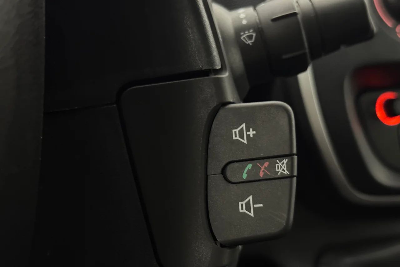 Renault Kangoo ZE Maxi 33 kWh Köpt batteri Inredd Kamera P-Sens Värmare – bild 23 av 29