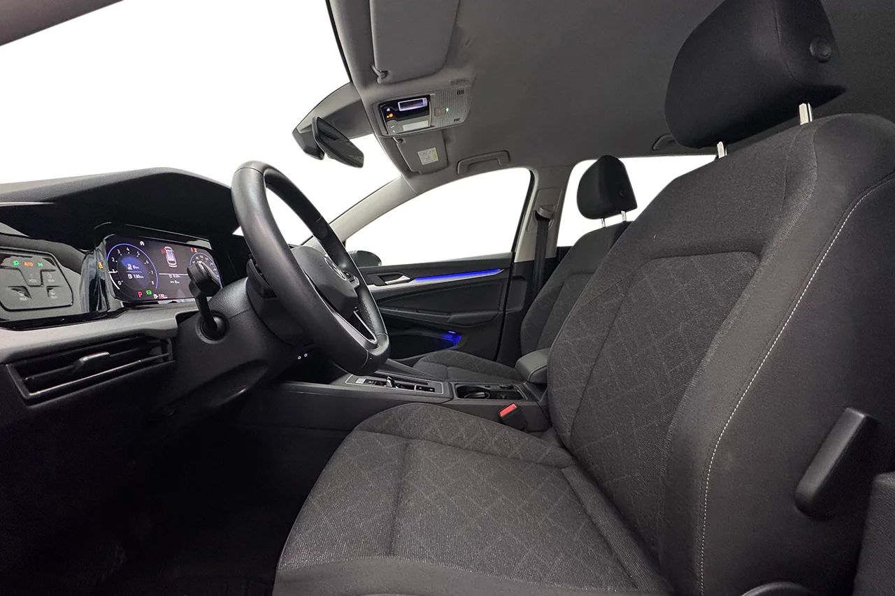 Volkswagen Golf VIII Variant 1.5 TGI 2024 – bild 11 av 31