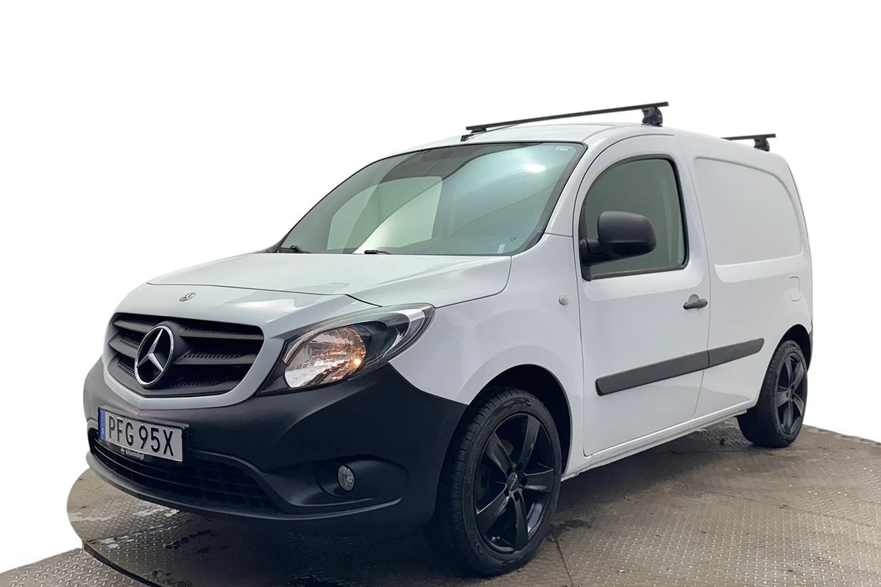Mercedes-Benz Citan 109 CDI 3-sits Drag Takräcke 95hk