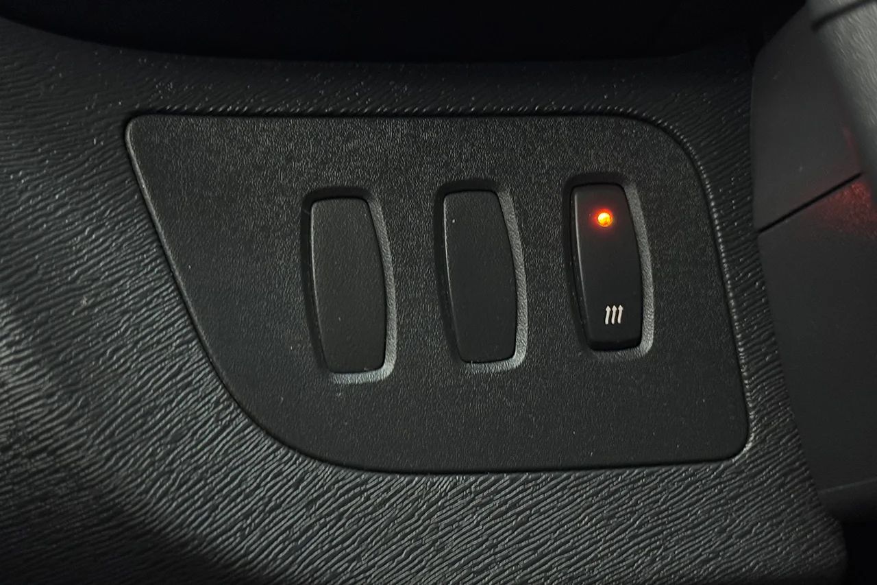 Renault Kangoo ZE 33 kWh Köpt batteri Drag Inredd Värmare 60hk – bild 22 av 23