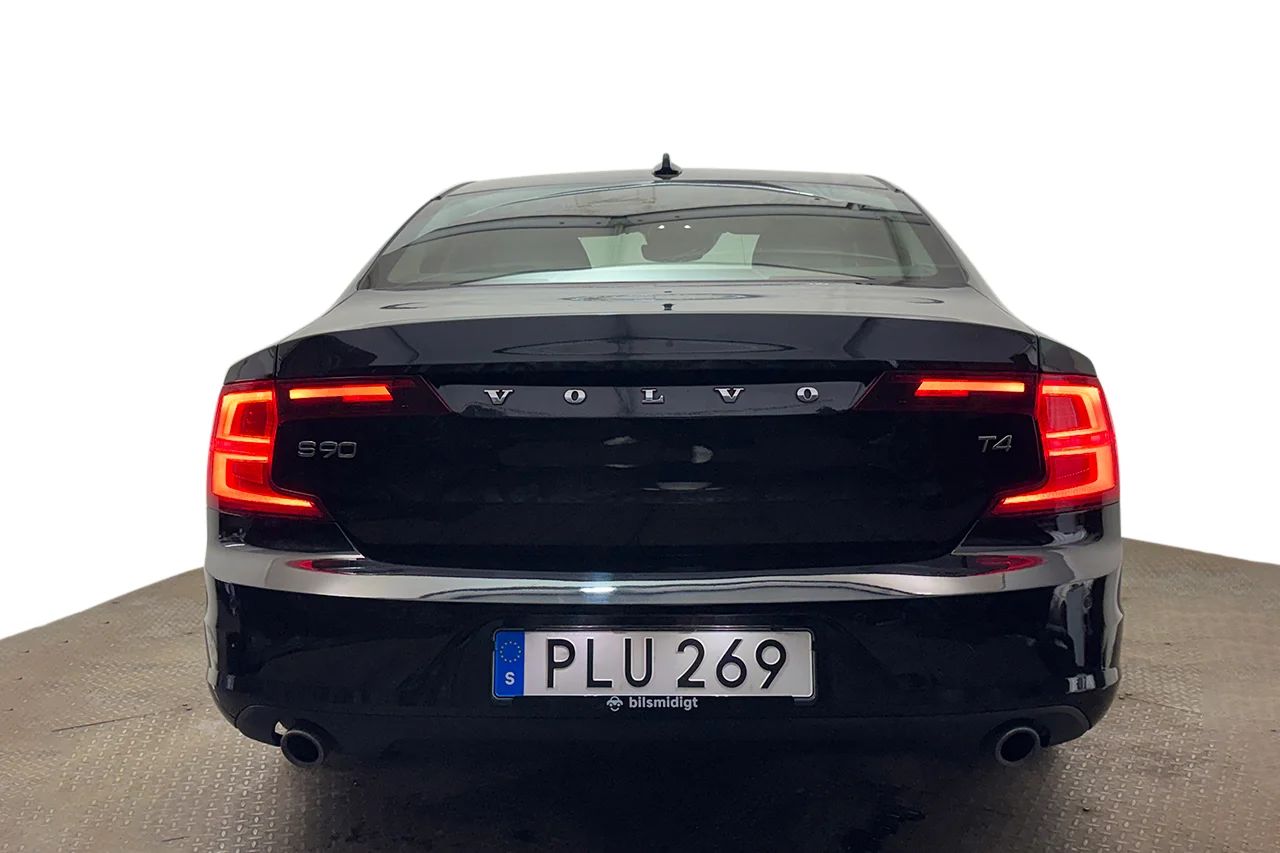 Volvo S90 T4 Aut Momentum Delläder Värmare Cockpit 190hk – bild 6 av 31