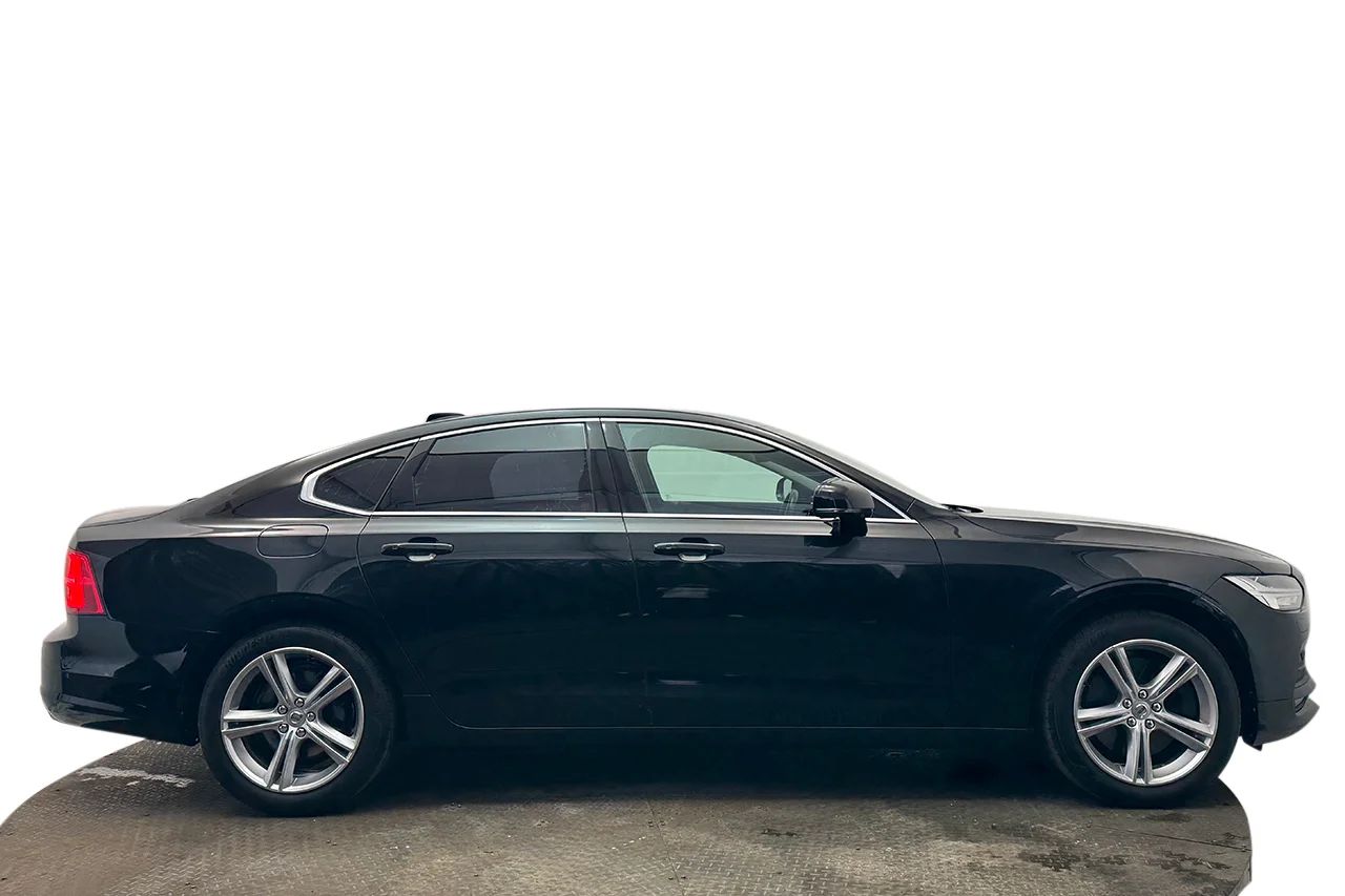 Volvo S90 T4 Aut Momentum Delläder Värmare Cockpit 190hk – bild 4 av 31