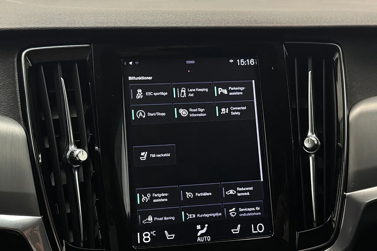 Volvo S90 T4 Aut Momentum Delläder Värmare Cockpit 190hk – bild 22 av 31