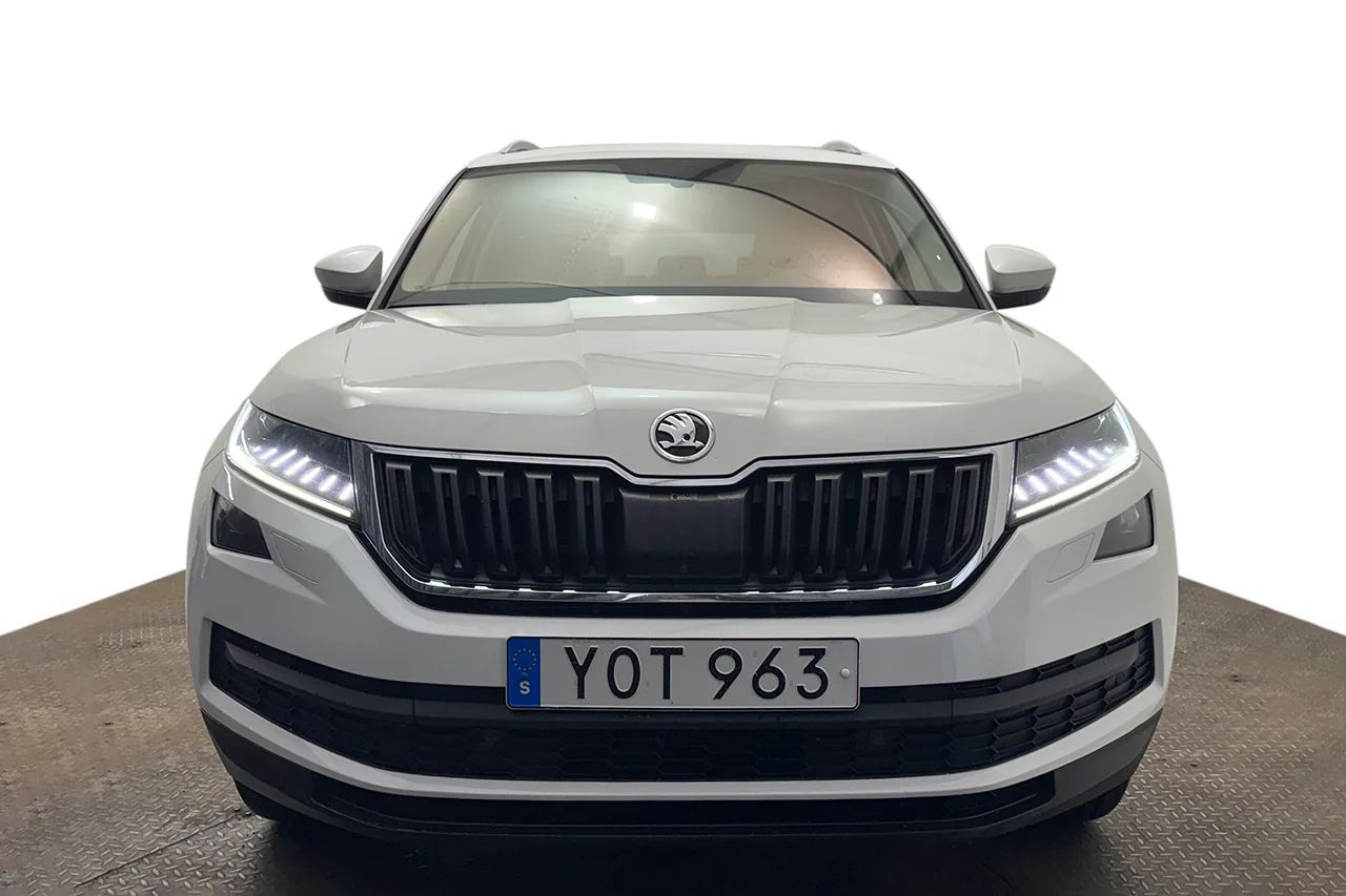 Skoda Kodiaq 2.0 TSI 4x4 Aut Business Drag Läder Stolminne 360° CANTON 180hk – bild 2 av 33