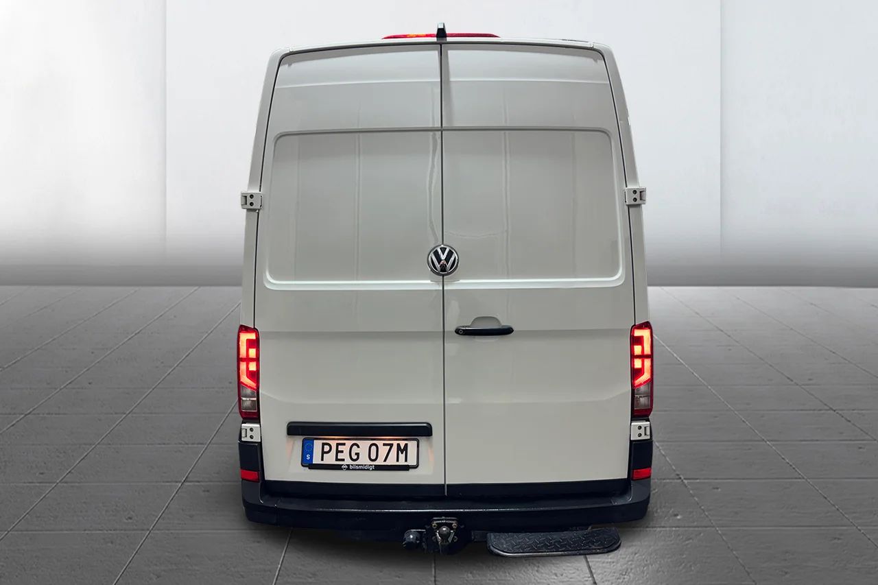 Volkswagen Crafter 35 L3H3 2.0 TDI Aut Drag Inredd Kamera Värmare MOMS – bild 5 av 23