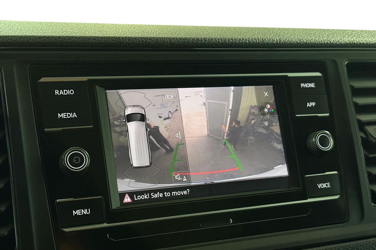 Volkswagen Crafter 35 L3H3 2.0 TDI Aut Drag Inredd Kamera Värmare MOMS – bild 14 av 23