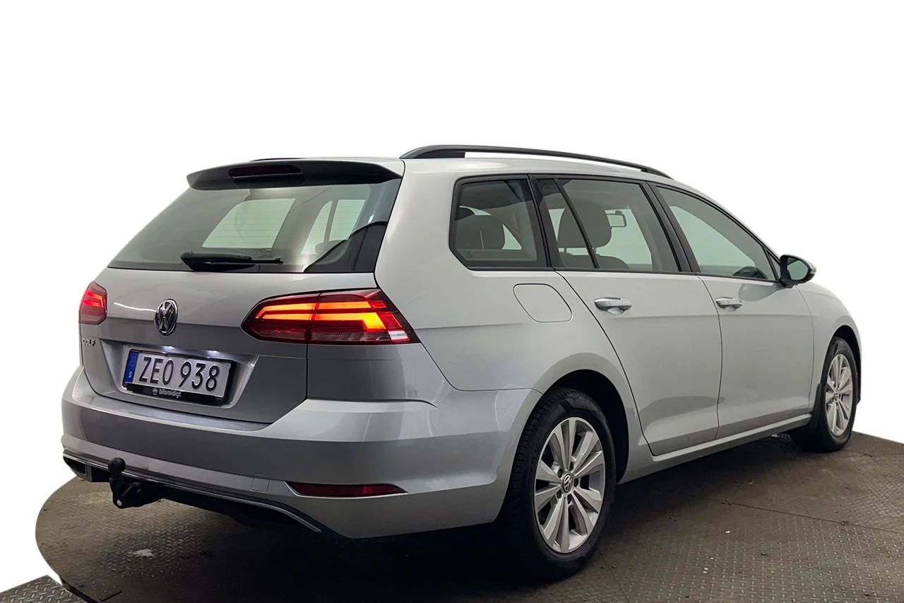 Volkswagen Golf SC 1.0 TSI Drag Kamera AppConnect 110hk – bild 5 av 27
